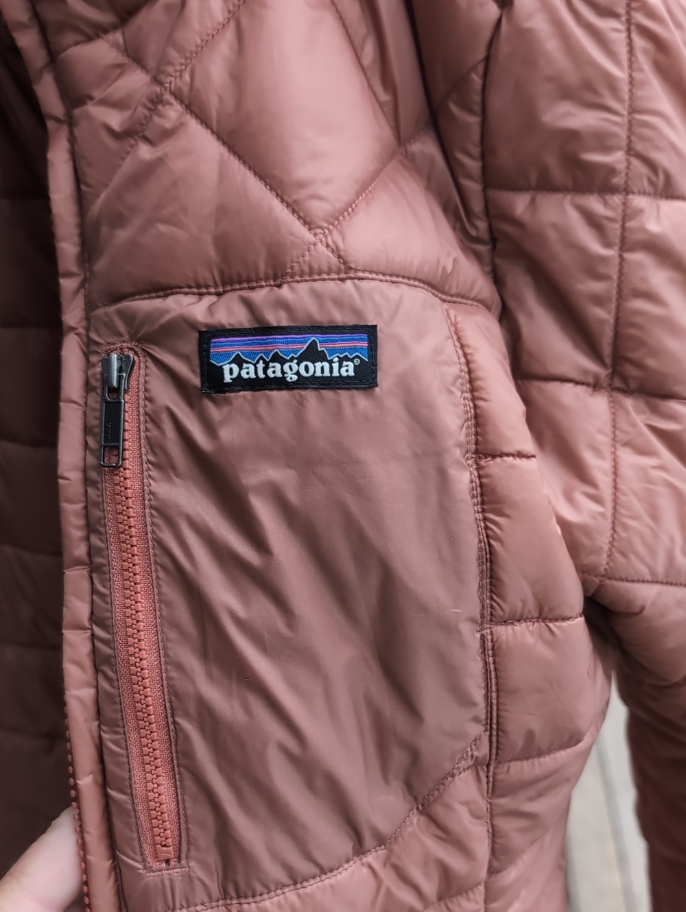 Patagonia Puffer - Picture 2 of 7